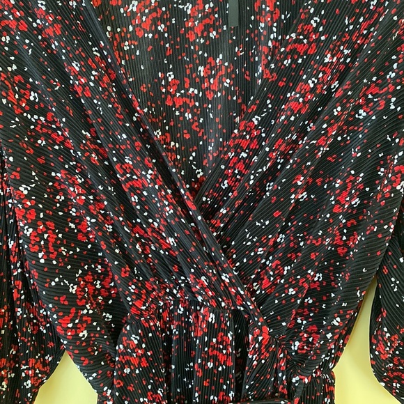 Dynamite Wrap Dress - Picture 3 of 4